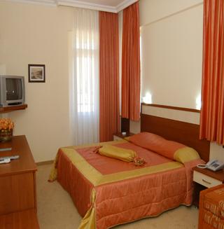 LARA HADRIANUS HOTEL