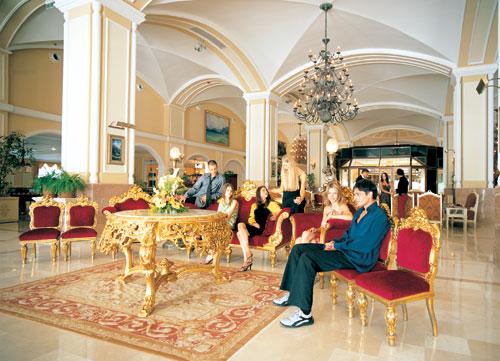 KREMLIN PALACE HOTEL