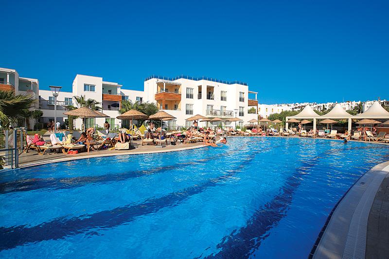 ARMONiA HOLiDAY ViLLAGE  & SPA