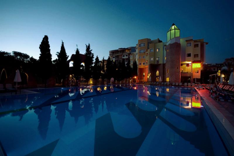 LiMAK ARCADiA HOTEL