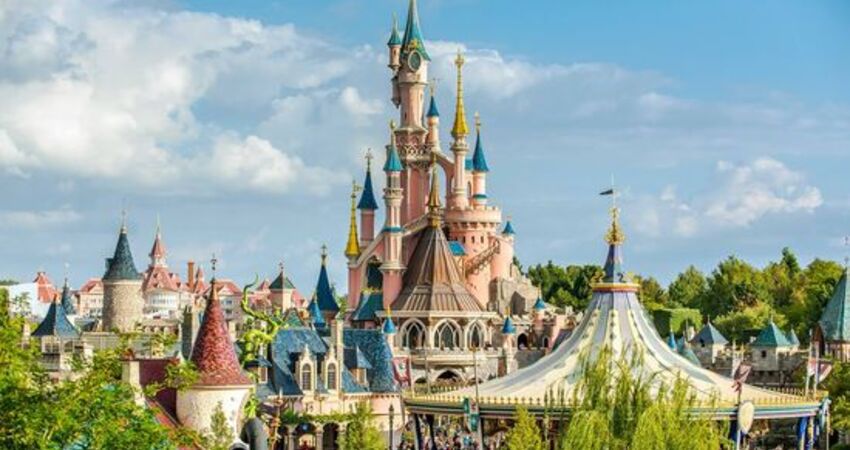 Paris & Disneyland Turu • Pegasus HY ile • 4 Gece 5 Gün