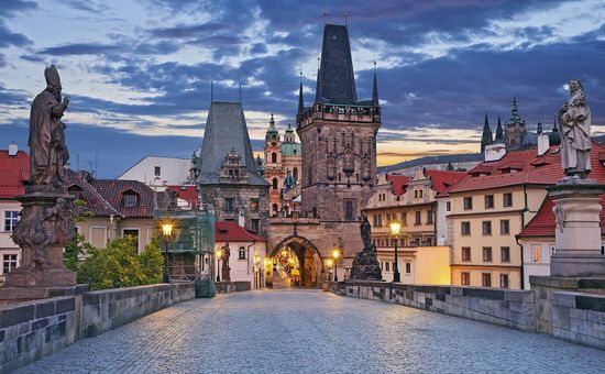 Klasik Orta Avrupa Turu (BUD-PRG) I Ajet HY ile I 7 Gece 8 Gün (2026 Dönemi)