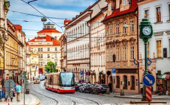 Prag & Viyana Turu | 4 Gece - 5 Gün | PGS ile