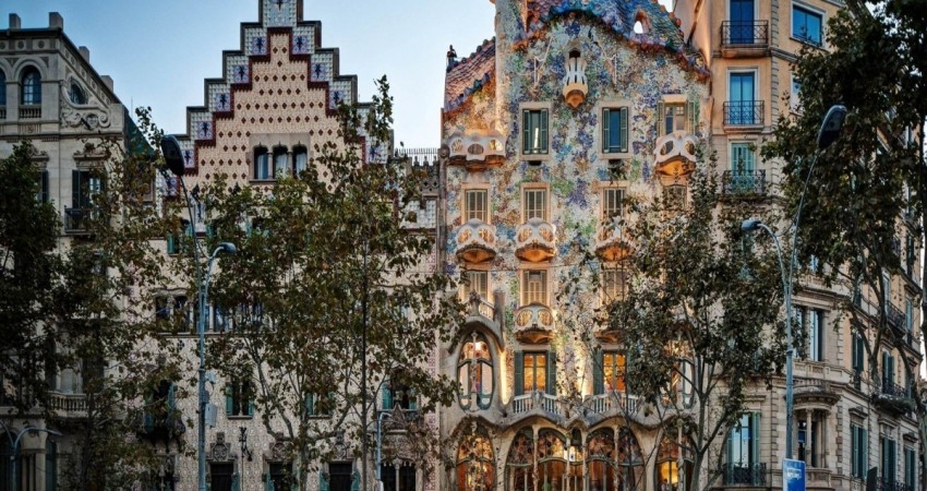 Muhteşem İspanya & Endülüs Şehirleri Turu I THY ile I 7 Gece 8 Gün