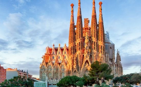 Class İspanya & Endülüs Turu | İzmir Çıkışlı | Ekstra Turlar Dahil  | 7 Gece 8 Gün | SunExpress ile (MAD-BCN)