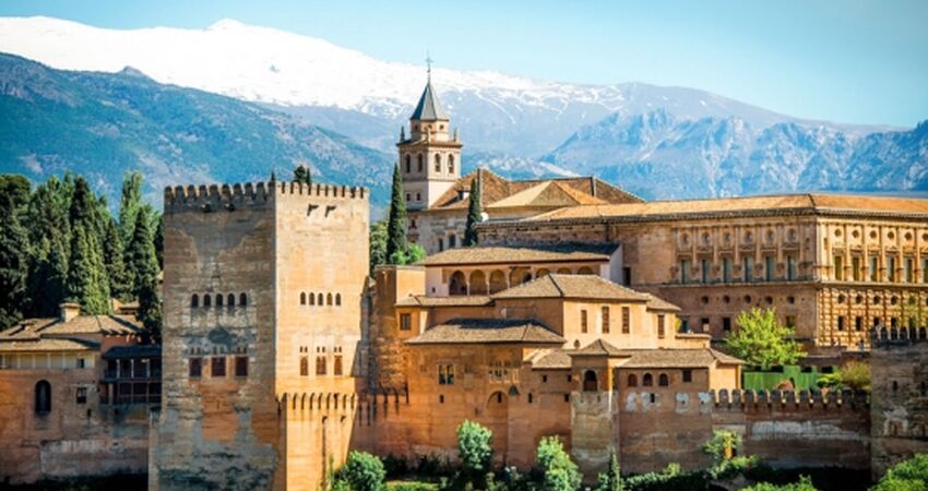 Büyük İspanya Turu (BCN-MAD) • Pegasus HY ile • 7 Gece 8 Gün (Yaz Dönemi)