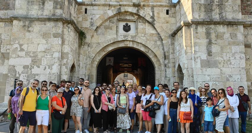Mega Orta Avrupa Turu (BUD-PRG) I PGS ile I 7 Gece 8 Gün