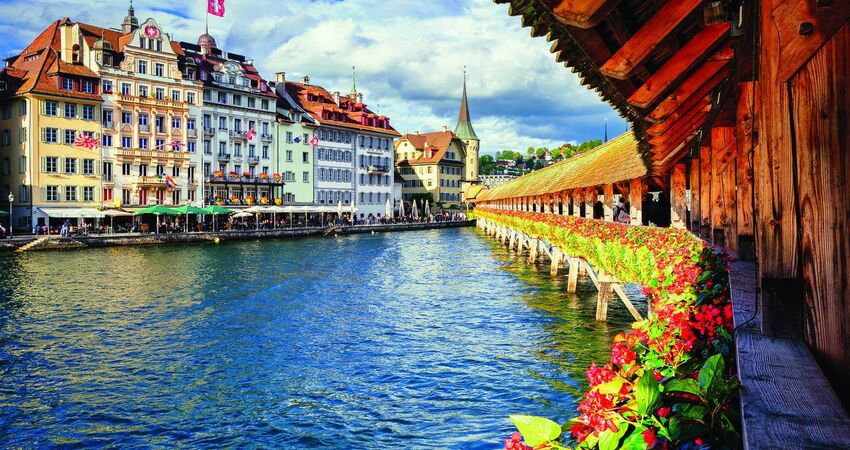 Sömestre Özel I Almanya & Fransa & İsviçre Turu (ZRH-STR) I Ekstra Turlar Dahil I THY ile I 4 Gece 5 Gün 