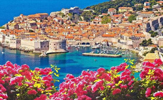 İstanbul Hareketli I Otobüslü Bastanbasa Balkanlar Turu I 8 Ülke I 5 Gece 7 Gün