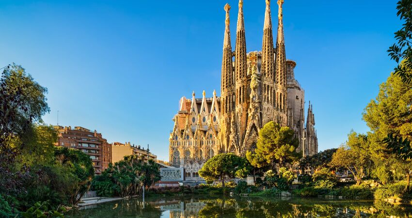 Ekspres İspanya Turu (MAD-BCN) I Pegasus HY ile I 4 Gece 5 Gün (2026 Yaz Dönemi)