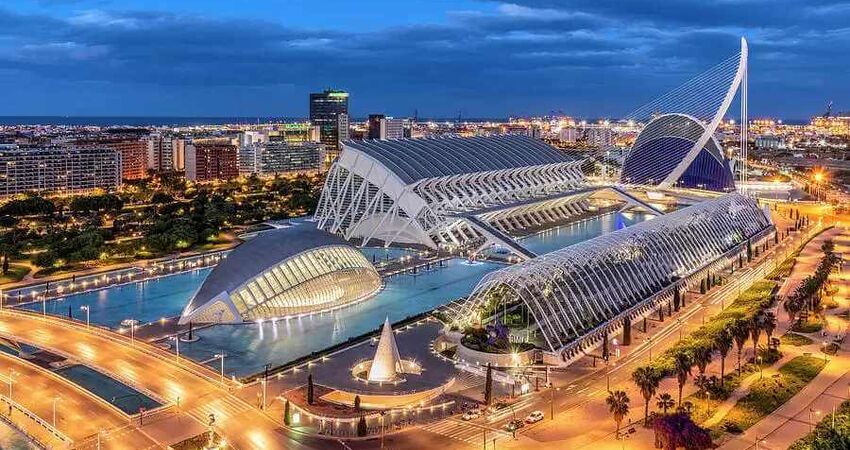 Ekspres İspanya Turu (BCN-MAD) I Pegasus HY ile I 4 Gece 5 Gün ( 2026 Yaz Dönemi )