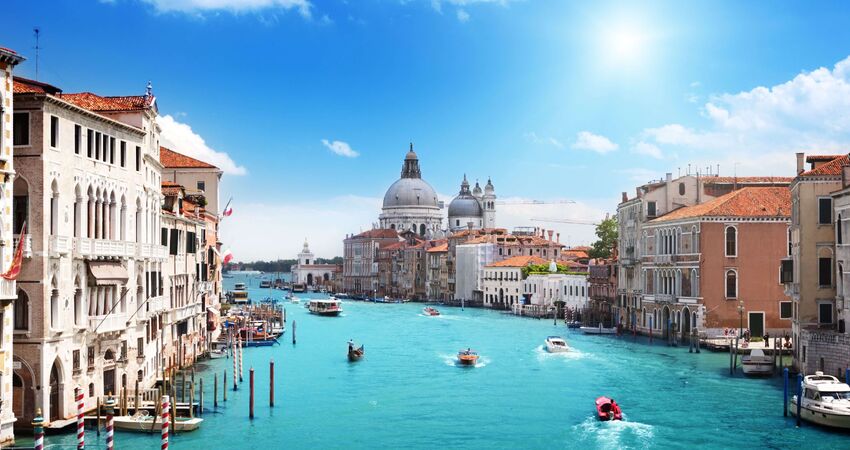 Klasik İtalya Turu (FCO-BGY) I Pegasus HY ile I 7 Gece 8 Gün (2026 Yaz Dönemi)