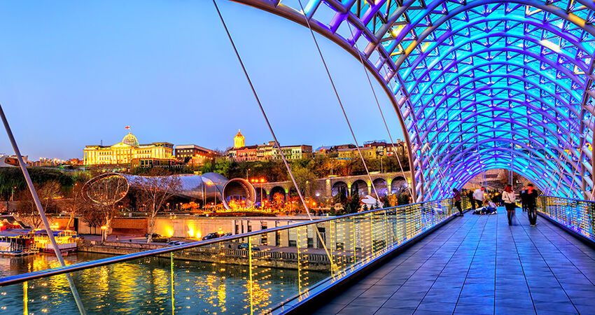 Sevgililer Günü Özel Tiflis Turu I 2 Gece 3 Gün I İstanbul dan THY ile