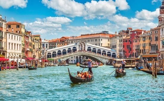 Klasik İtalya Turu (BGY-FCO) I Pegasus HY ile I 7 Gece 8 Gün (2026 Kış Dönemi)