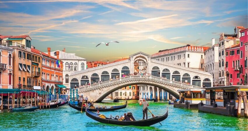 Espresso İtalya Turu (FCO-BLQ) I Pegasus HY ile I 5 Gece 6 Gün (2026 Kış Dönemi)