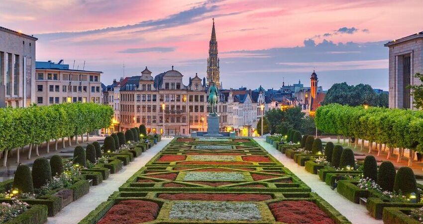 Bayram Özel I İzmir Çıkışlı I Benelüks & Paris & Almanya Turu I 6 Gece 8 Gün I SunExpress ile