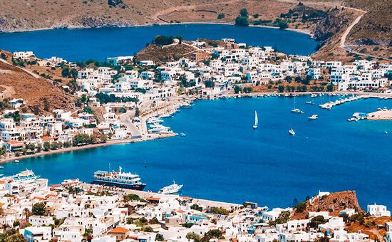 Kuşadası Hareketli | Celestyal Discovery Yunan Adaları & Atina | 3 Gece 4 Gün