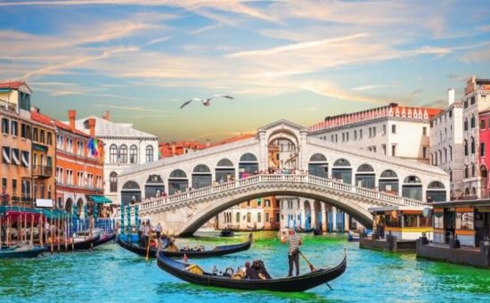 Royal İtalya Turu  |  İzmir Çıkışlı  |  Ekstra Turlar Dahil  |  7 Gece - 8 Gün  |  SunExpress ile