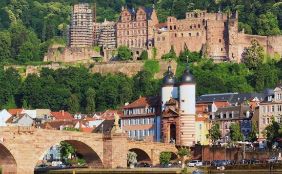 Alplerde 3 Ülke Turu  |  Ekstra Turlar Dahil  |  4 Gece -  5 Gün  |  THY ile  (FRA ZRH)