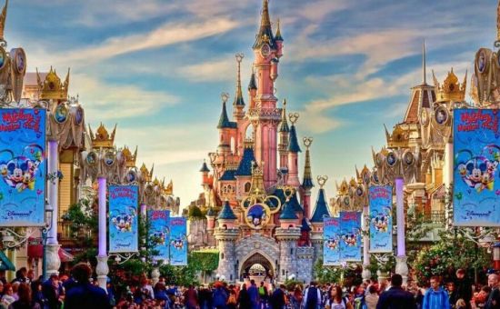 Class Paris & Disneyland Turu | Ekstra Turlar Dahil | 4 Gece - 5 Gün | THY ile