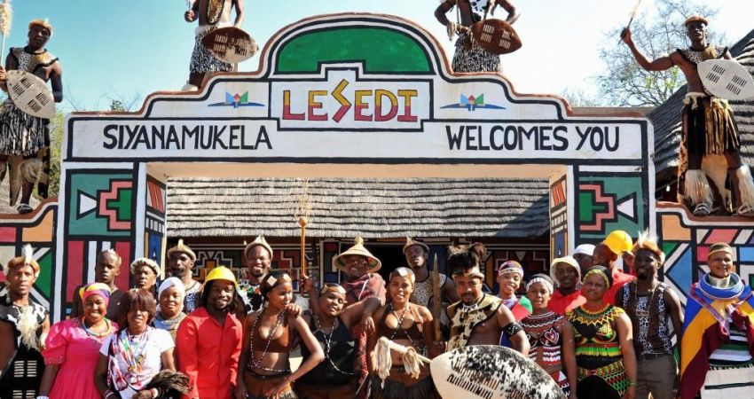 Royal Güney Afrika &  Botsvana &  Victoria Şelaleleri Turu  |  Ekstra Turlar Dahil  |  7 Gece  |  THY ile
