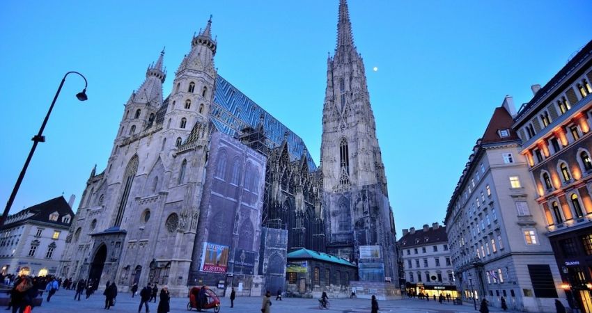 Express Orta Avrupa Turu | 5 Gece - 6 Gün | Pegasus HY ile ( BUD-BTS)