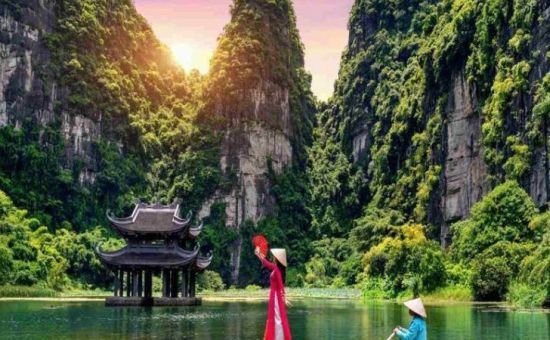 Bella Vietnam &  Laos &  Kamboçya Turu  |  Ekstra Turlar Dahil  |  1 Gece Gemi -  8 Gece Otel |  THY ile (HAN-SGN)