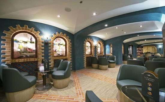 MSC Divina ile  |  İtalya &  Yunan Adaları Turu  |  Kuşadası Hareketli  | 7 Gece - 8 Gün