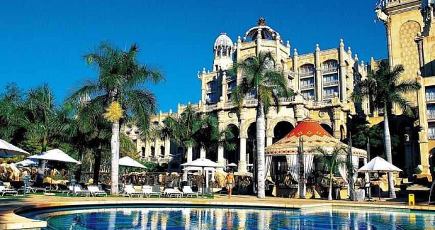 Royal Güney Afrika & Botsvana & Victoria Şelaleleri Turu  |  Ekstra Turlar Dahil  |  8 Gece  |  THY ile