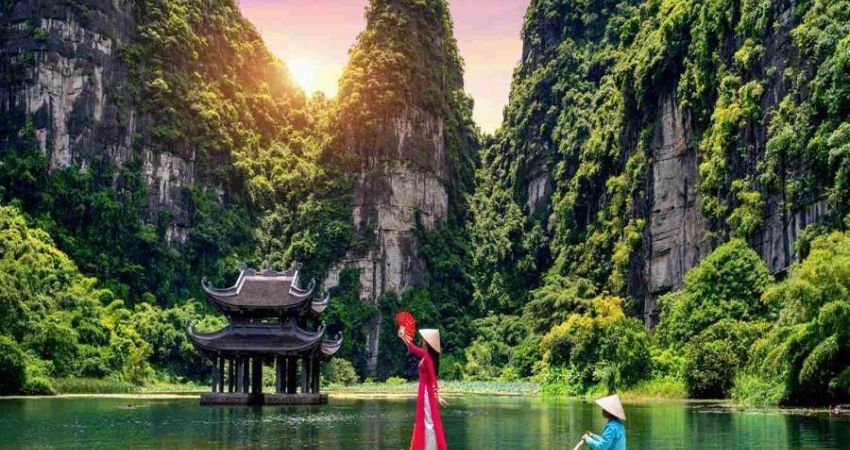 Bella Vietnam & Laos & Kamboçya Turu  |  9 Gece 10 Gün  |  THY ile  |  (HAN-SGN)