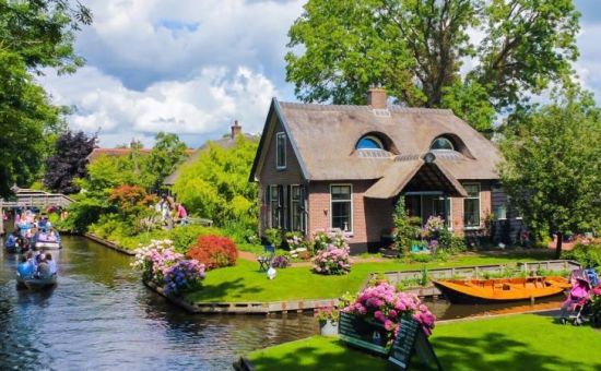 Bayram Özel Benelüx &  Fransa &  Almanya Turu  |  İzmir Çıkışlı  |  7 Gece - 8 Gün  |  SunExpress ile